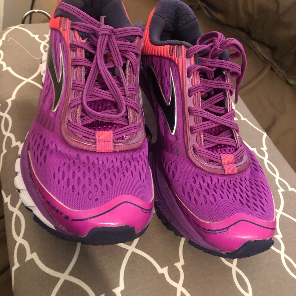 Brooks Ghost 5 DNA free pink/purple women sz 7-7.5